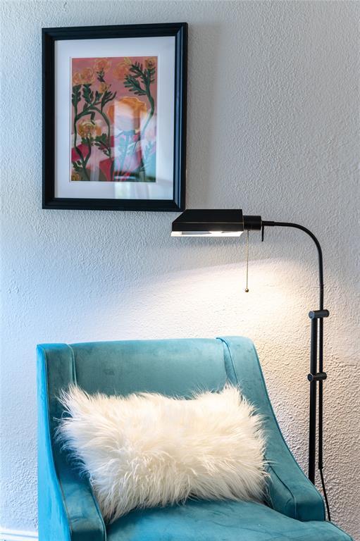 Building Photo - 505 Lbj Dr