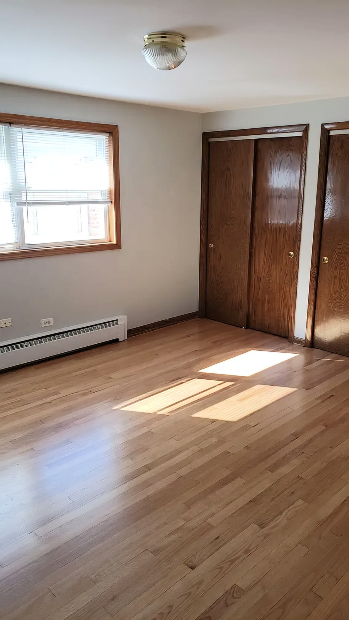 Building Photo - 4621 N Sayre Ave