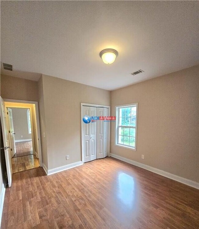 Building Photo - Beautiful 4-bedroom with large bonus room in Gainesville