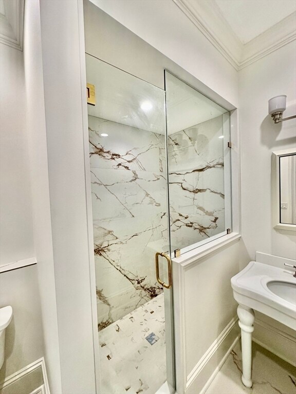 Building Photo - 6 Douglas St