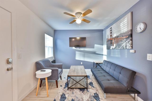 Building Photo - 1307 Division St