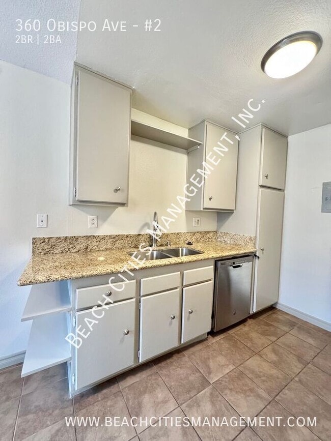 Building Photo - 360 Obispo Ave