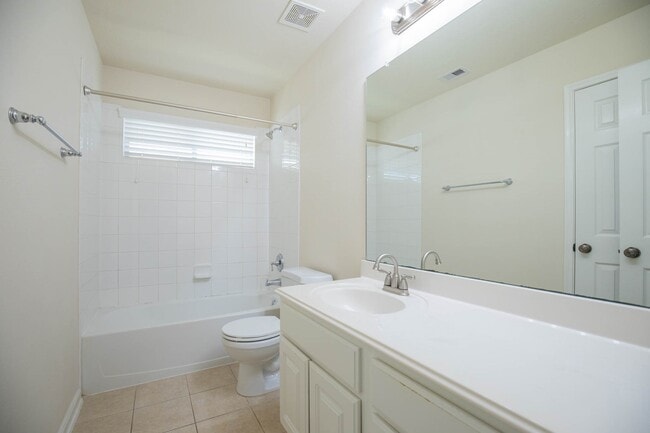 Building Photo - 835 Aqua Vista Ln