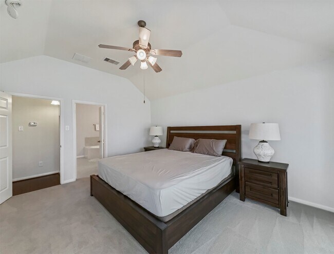 Building Photo - 8214 Garrison Point Dr
