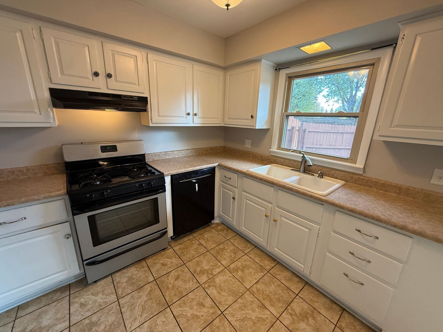 Building Photo - 7322 Antebellum Blvd