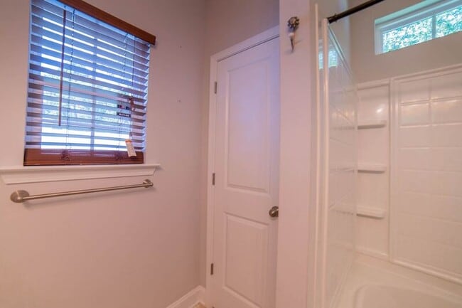 Building Photo - 119 Spoonbill Cir