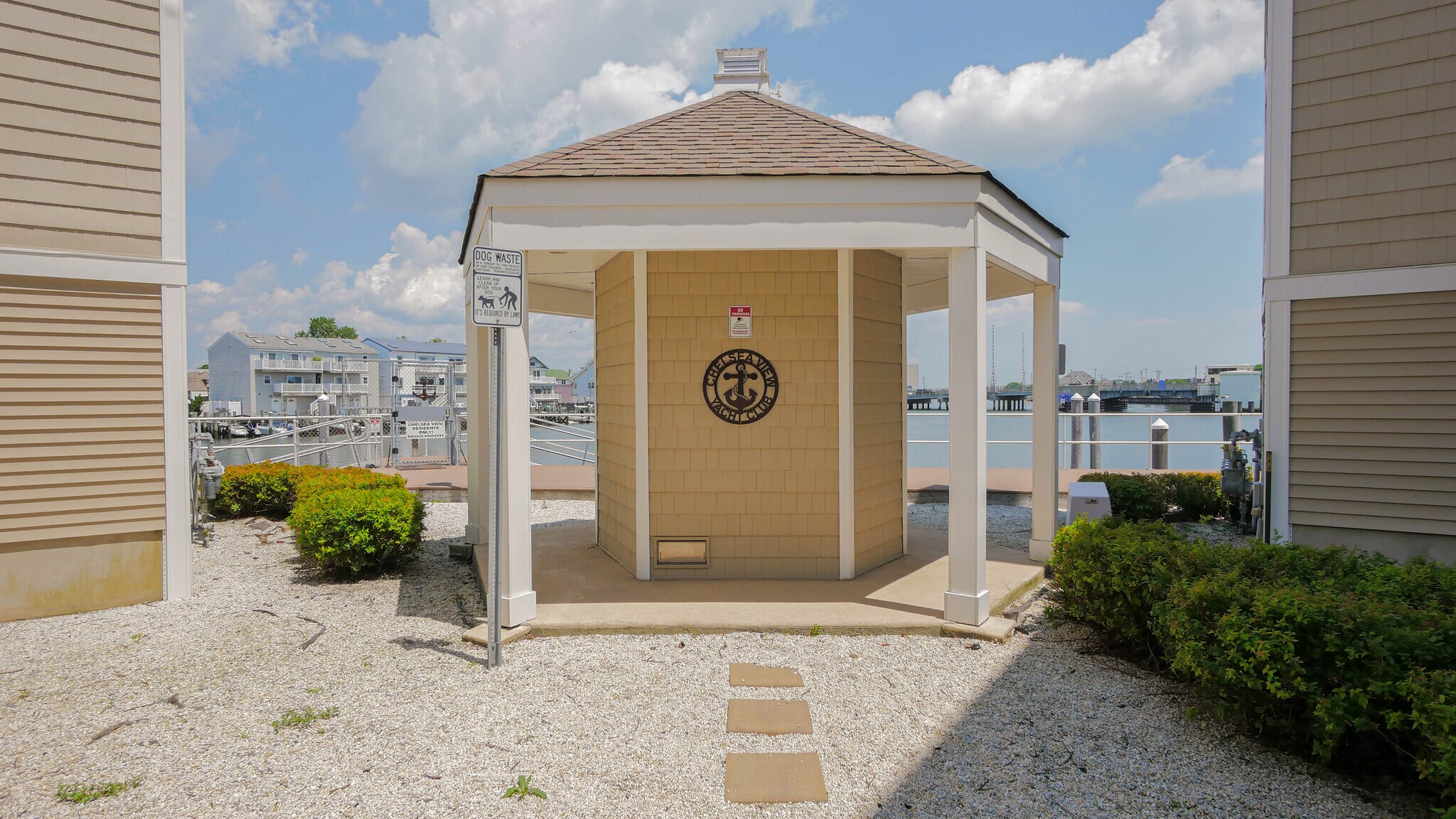 Building Photo - 4 Chelsea Ct