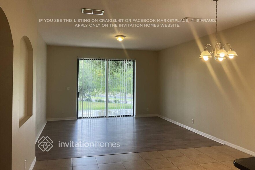 Building Photo - 3680 Briar Run Dr