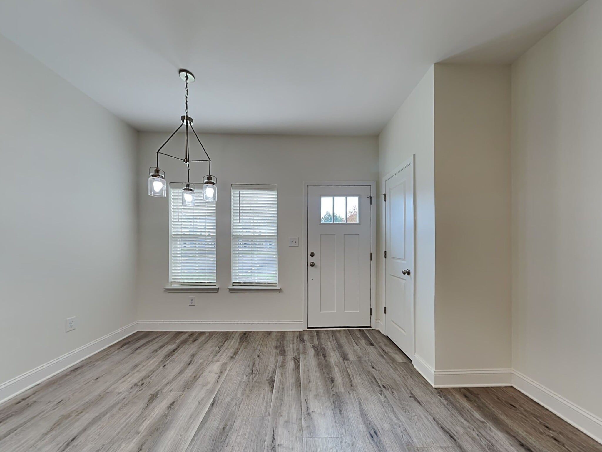 Building Photo - 2388 Eagle Creek Ct