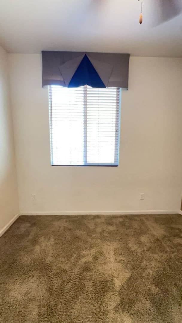 Building Photo - Cozy and Spacious Home in Elk Grove