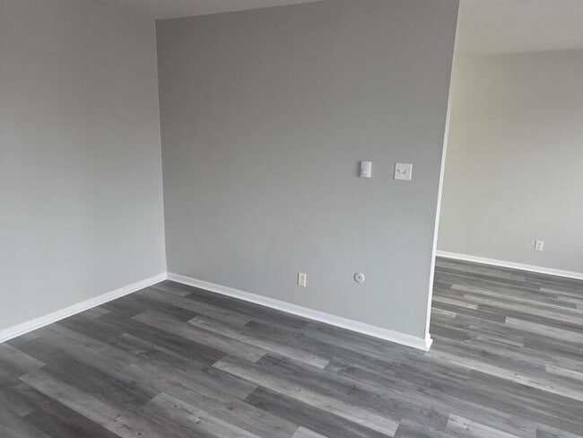 Building Photo - 2826 S Pennsylvania St