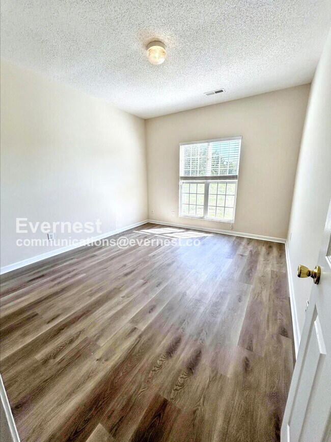 Building Photo - 1244 Scarlett Dr