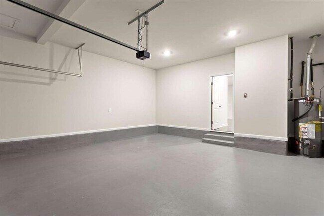 Building Photo - 3217 Hidden Valley Cir