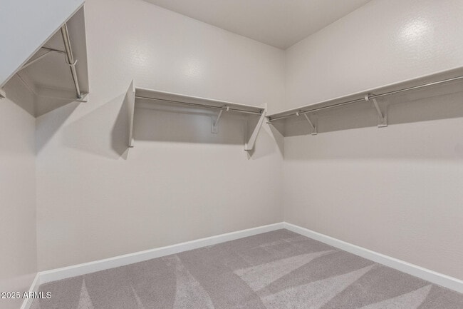 Building Photo - 5835 E Rose Garden Ln