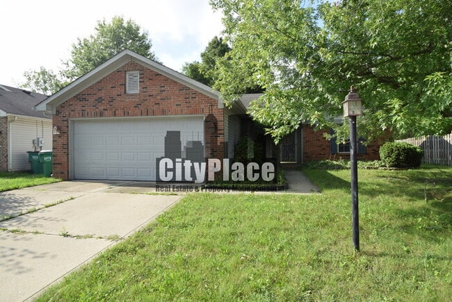 Building Photo - 525 E Pine Ridge Dr