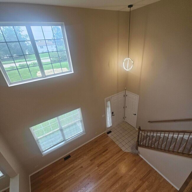 Building Photo - 6085 Delaney Dr