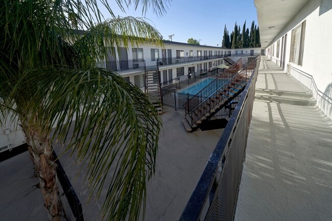 Building Photo - 20445 Saticoy St