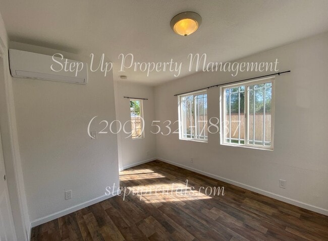 Building Photo - 11240 CA-49