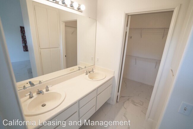 Building Photo - 4 br, 2 bath House - 25840 Webster Place