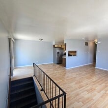 Building Photo - 20169 Ash Ln