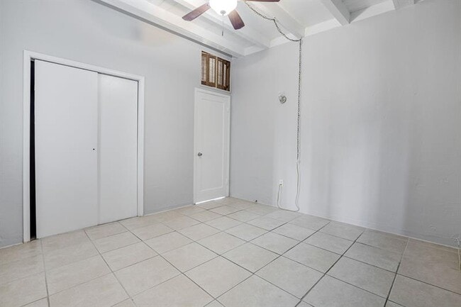 Building Photo - 430 NW 133rd St