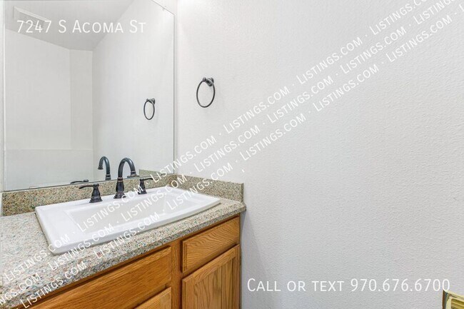 Building Photo - 7247 S Acoma St
