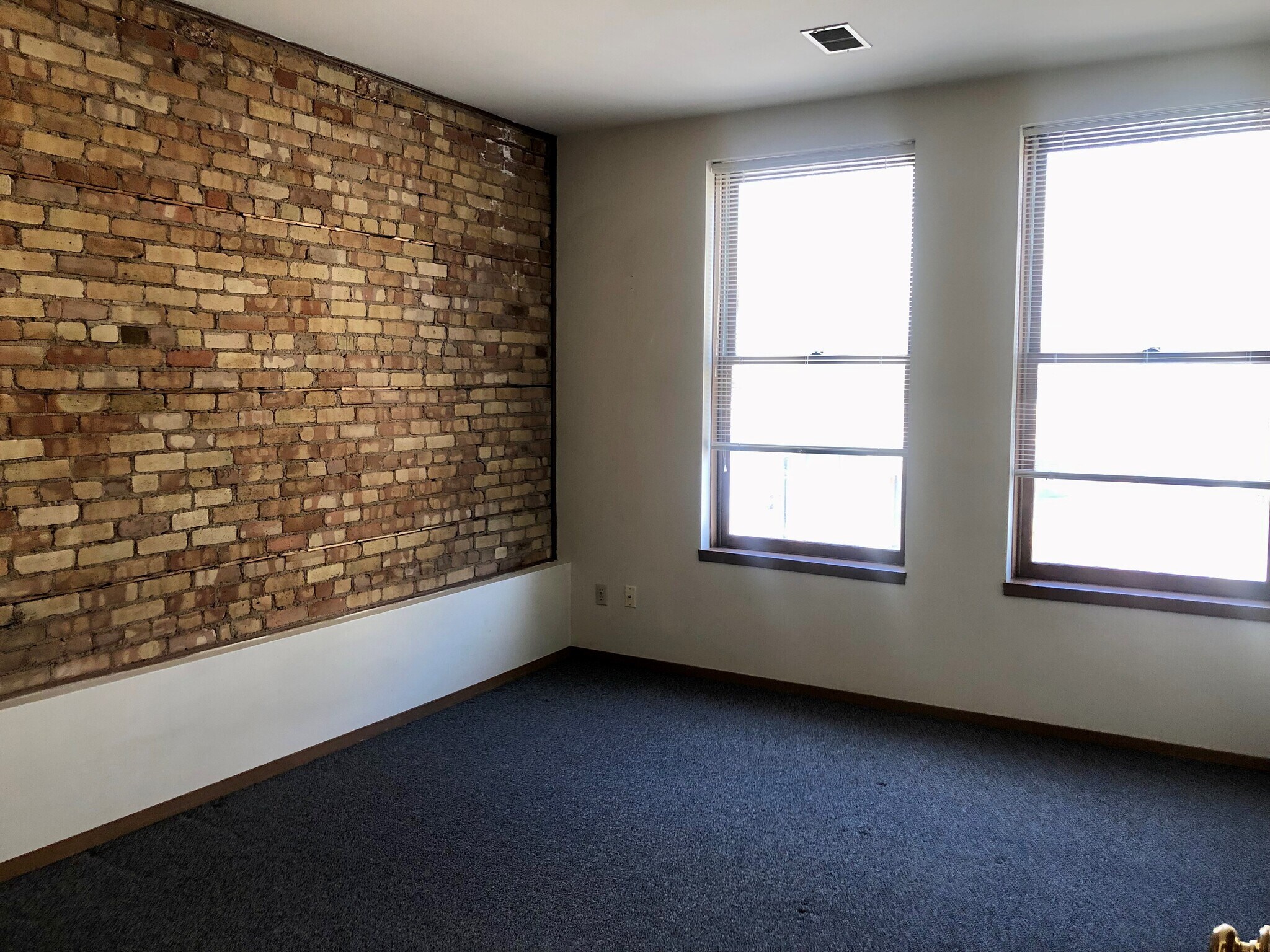 Building Photo - 103 High Ave