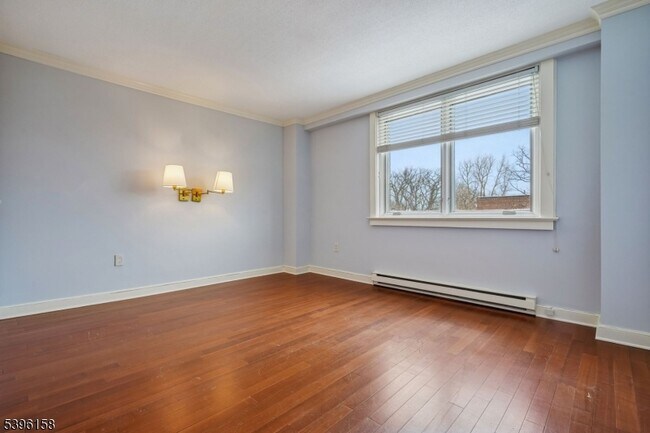 Building Photo - 1 Euclid Ave