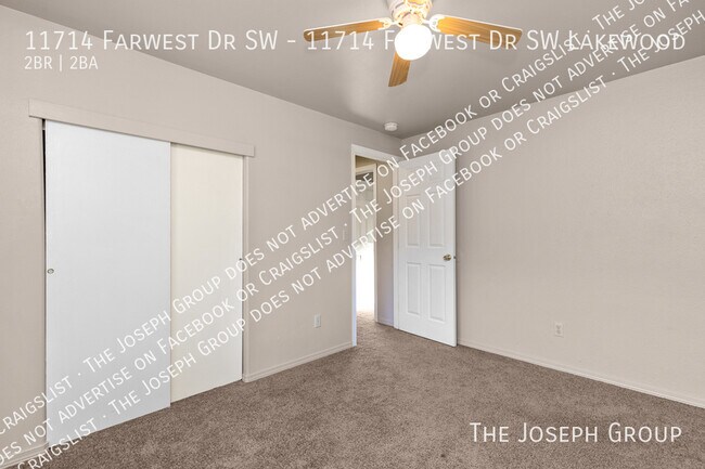 Building Photo - 11714 Farwest Dr SW