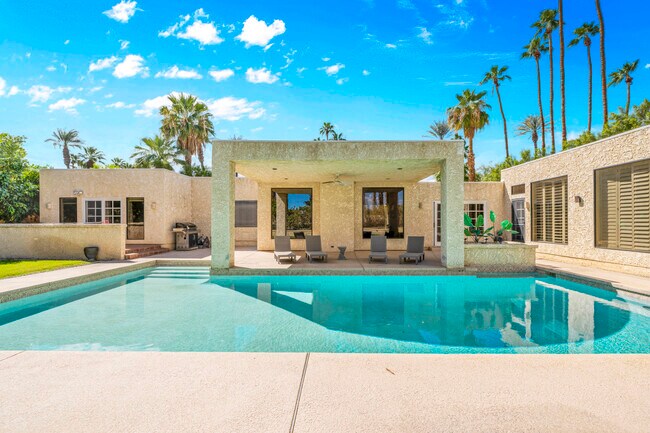 Building Photo - 45458 Rancho Palmeras Dr