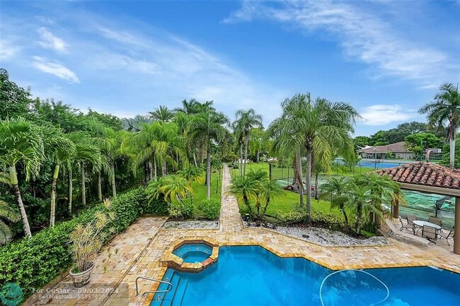 Building Photo - 4200 Coral Hills Dr