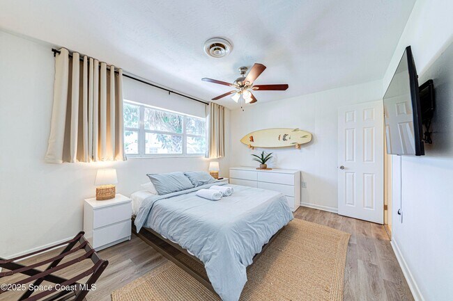 Building Photo - 130 Melaleuca Dr