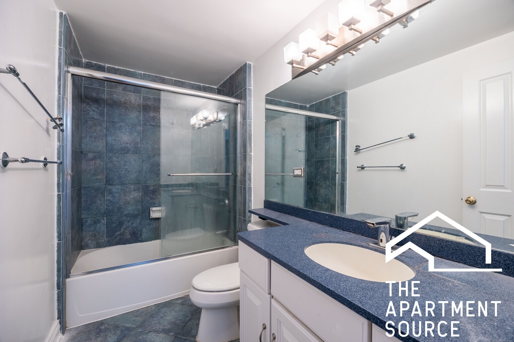 Building Photo - 4180 N Marine Dr