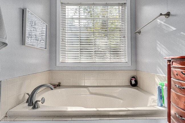 Building Photo - Now Available in Valley View School District!