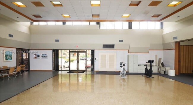 Building Photo - 1301 River Reach Dr