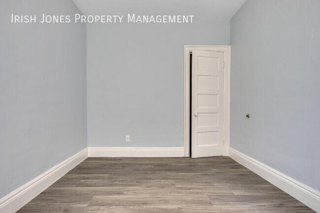 Building Photo - 1514 William St