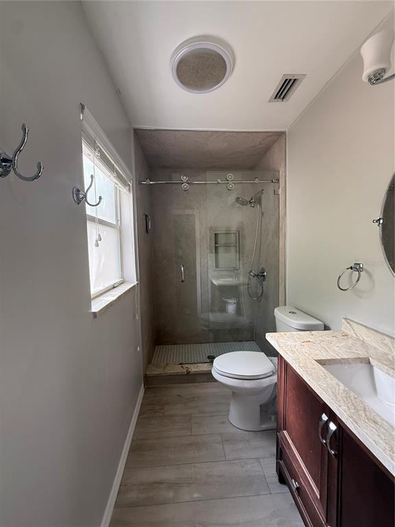 Building Photo - 4410 Waltham Ave