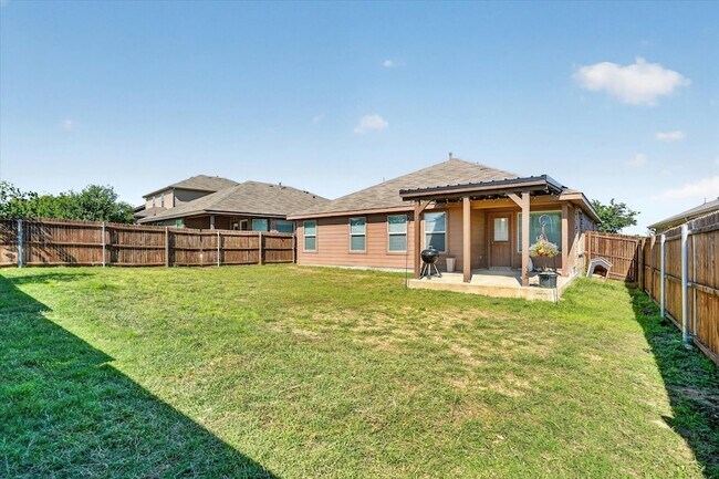 Building Photo - 8020 Crimea Ln