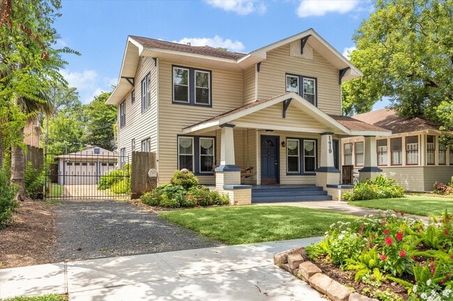 Building Photo - 1419 Kipling St