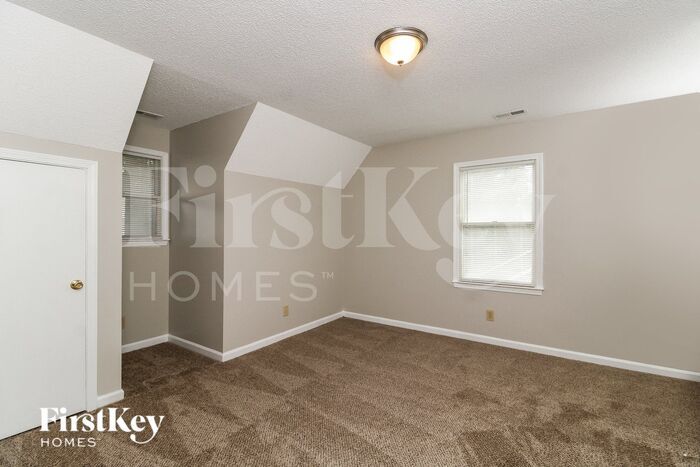 Building Photo - 4305 Oak Glen Dr
