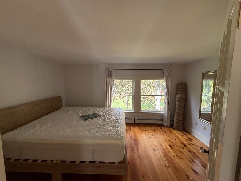 Building Photo - 21 Winter St