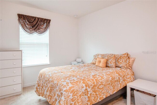 Building Photo - 3810 Exeter Ln