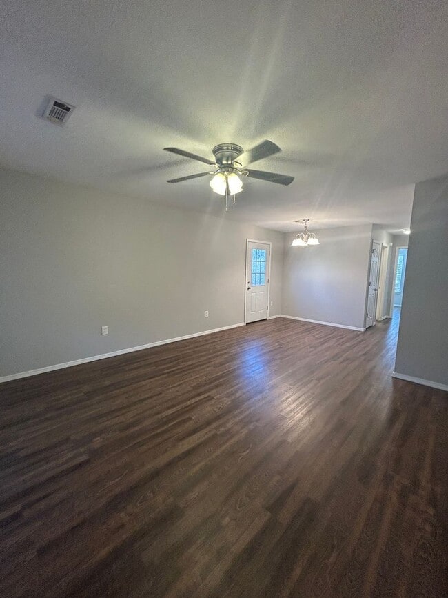 Building Photo - 5709 Michael Cole Ln