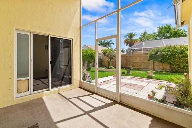 Building Photo - 9193 Cove Point Cir
