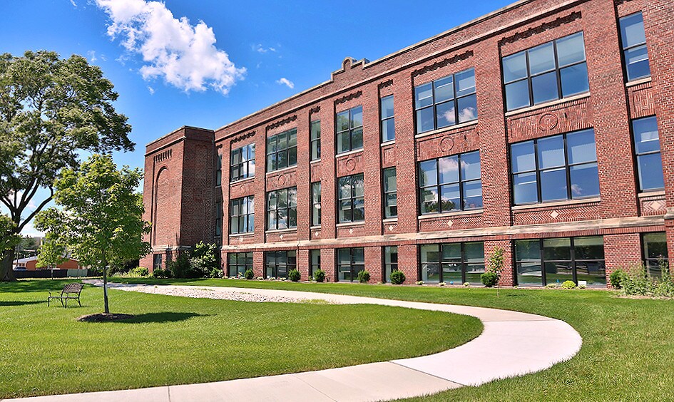 Primary Photo - The James - Active Senior Residences