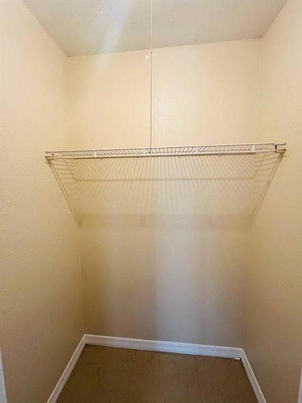 Building Photo - 3029 Martin Ave