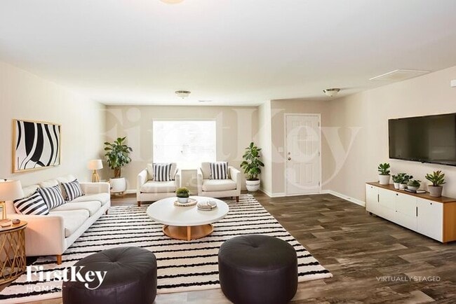 Building Photo - 608 Hunley St