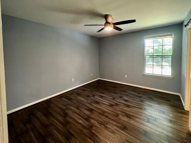 Building Photo - 9 Blue Marlin Cove