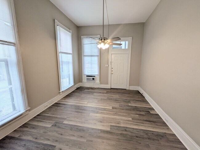 Building Photo - Government Hills 1 Bedroom close to The Pearl and Fort Sam Houston in the heart of San Antonio