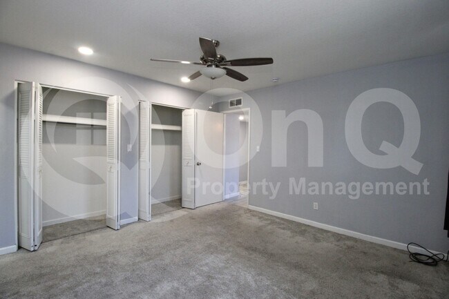 Building Photo - 8838 N 42nd Ave